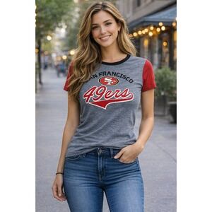 San Francisco 49ers Womens Small Gray Red Short Sleeve NFL Graphic T-Shirt NEW